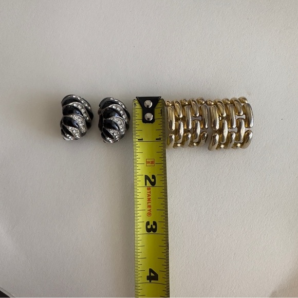 Vintage Givenchy Weave Clip On Earrings Kenneth Lane Shrimp 2 Pairs Gold Silver - Picture 3 of 11